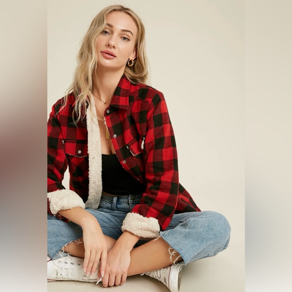 SHERPA lined Shacket ♥️ - Picture 1 of 8